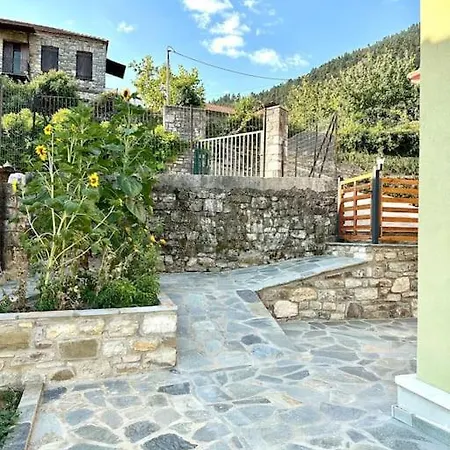 Kounia Bella - Palio Mikro Chorio Mikro Chorio (Central Greece)