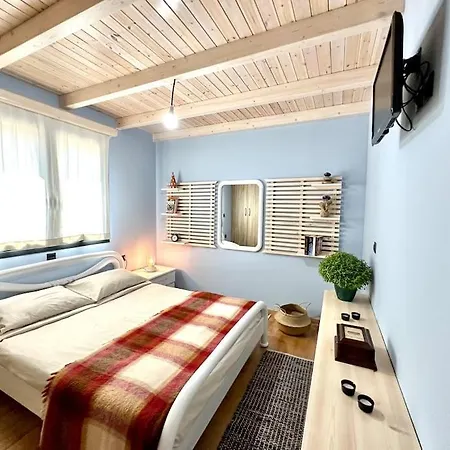 Kounia Bella - Palio Mikro Chorio * Mikrón Khoríon